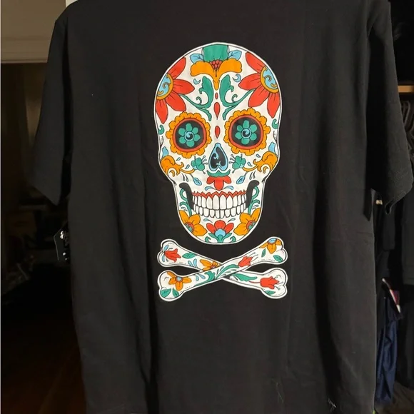 Colorful Skull Graphic T-Shirt - Picture 1 of 4